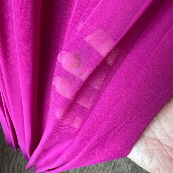 Elegant Pink Evening Dress, Size 4. - Picture 8 of 15